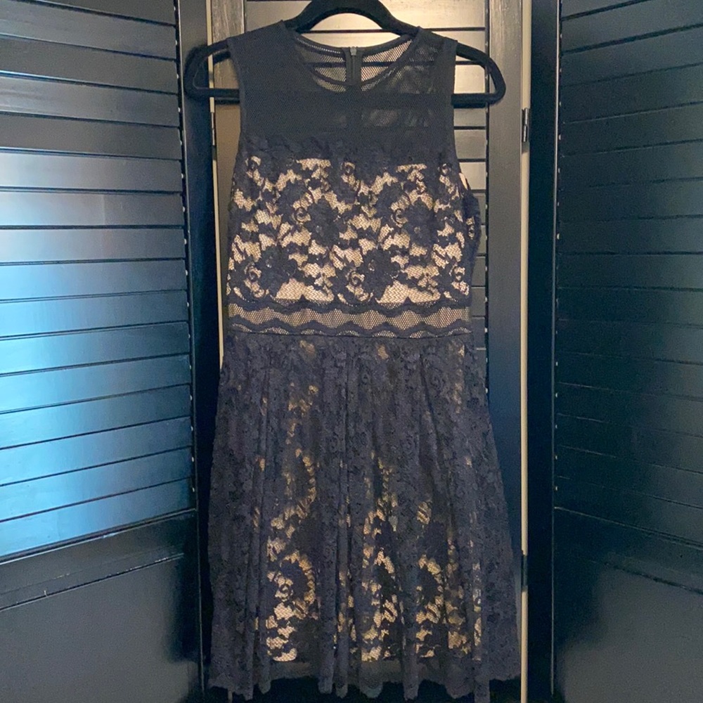 Belle By Badgley Mischka Lace Cocktail Dresd